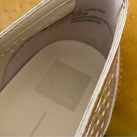 Dolce Vita Janine Slip-On Platform Loafer Sneaker Perforated Softwaves Gold 9.5 - Picture 9 of 10